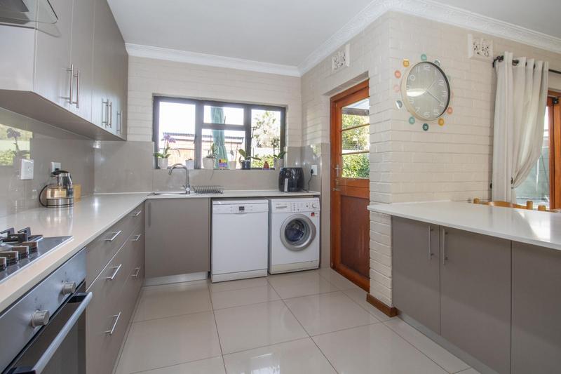 3 Bedroom Property for Sale in Heathfield Western Cape